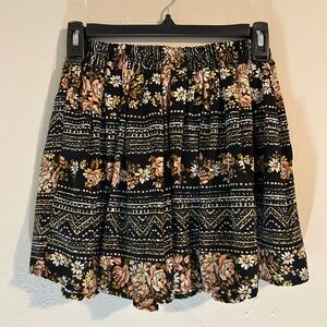 LA Hearts Flowy Skirt